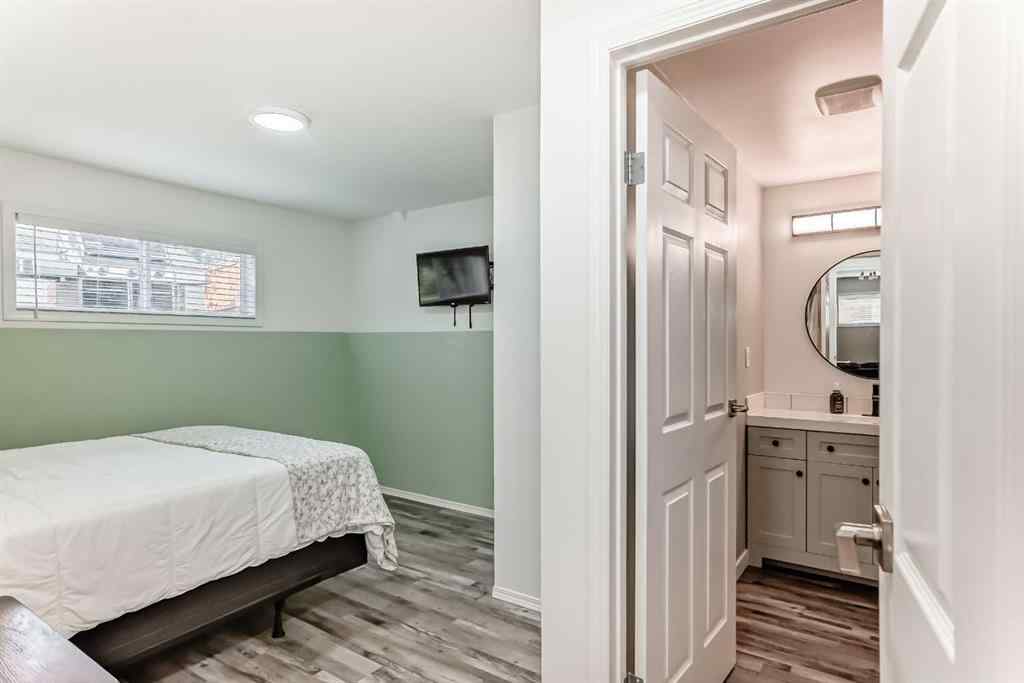 MLS® A2257060 - 47 Willowbrook Drive NW in Willowbrook Airdrie, Residential