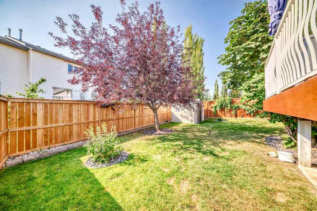 MLS® A2257060 - 47 Willowbrook Drive NW in Willowbrook Airdrie, Residential