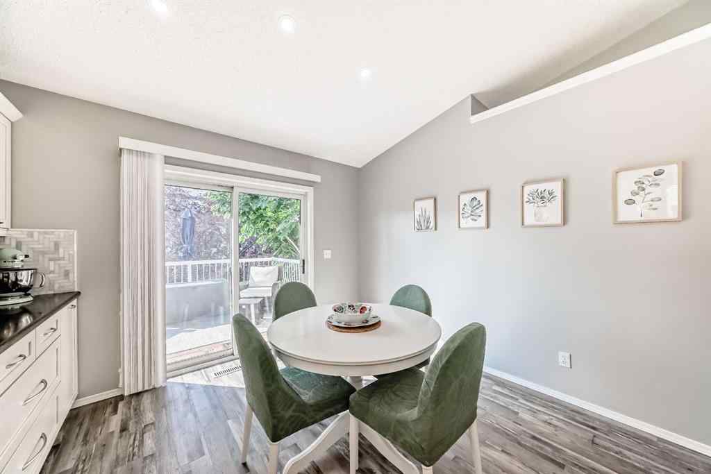 MLS® A2257060 - 47 Willowbrook Drive NW in Willowbrook Airdrie, Residential