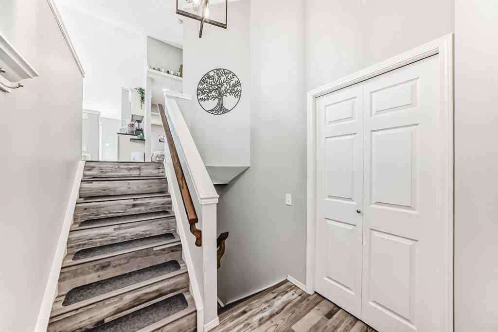 MLS® A2257060 - 47 Willowbrook Drive NW in Willowbrook Airdrie, Residential