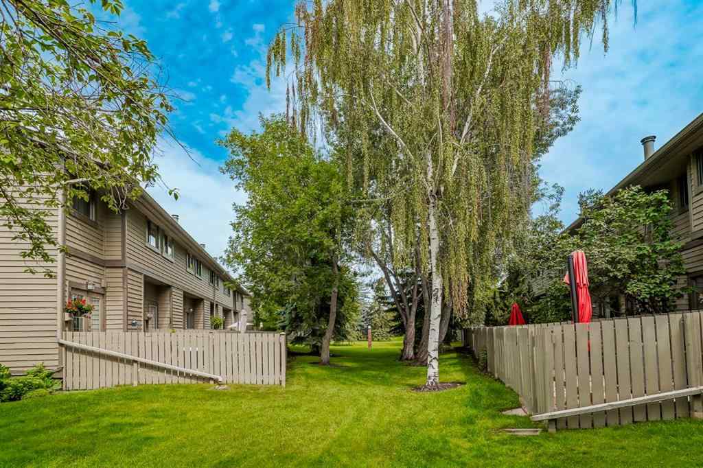 MLS® A2257063 - Unit #29 99 Midpark Gardens SE in Midnapore Calgary, Residential