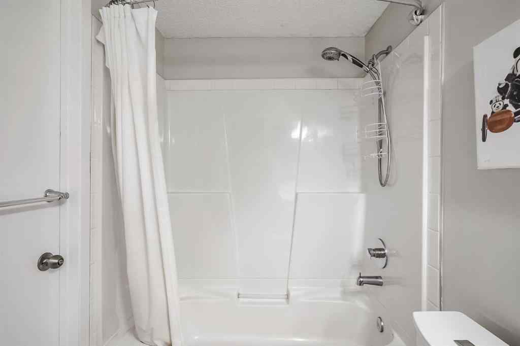 MLS® A2257063 - Unit #29 99 Midpark Gardens SE in Midnapore Calgary, Residential