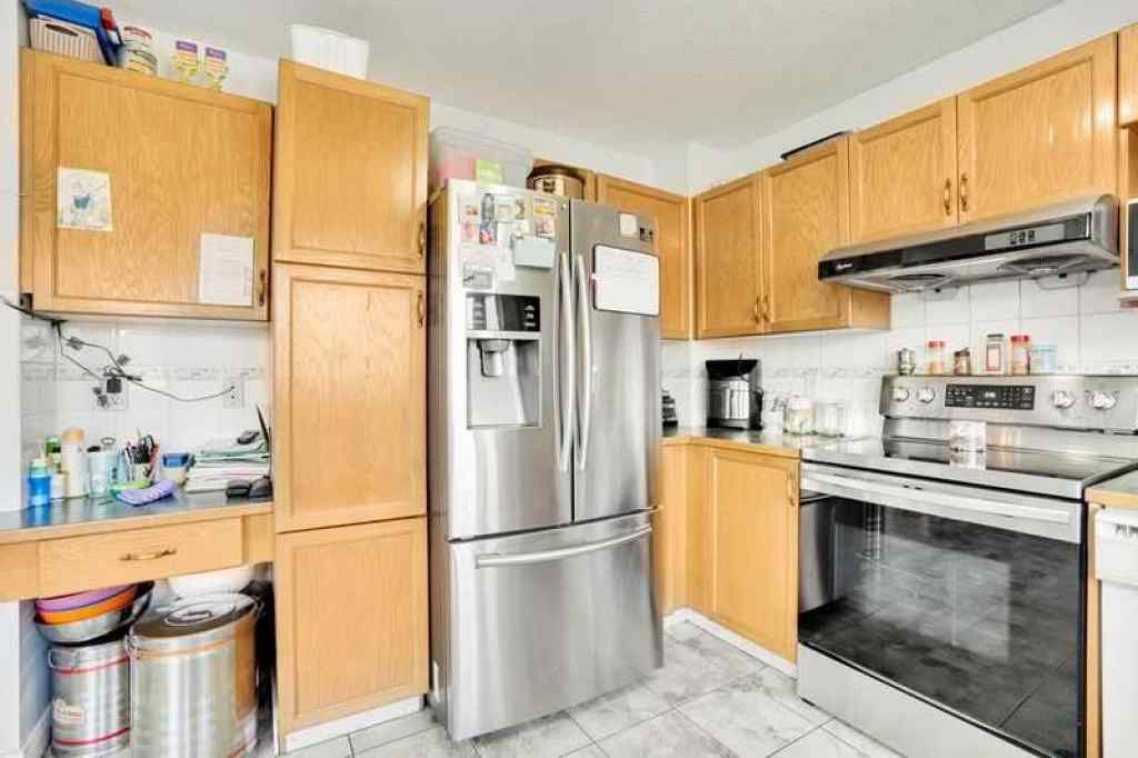MLS® A2257065 - 8 MARTIN CROSSING Crescent NE in Martindale Calgary, Residential