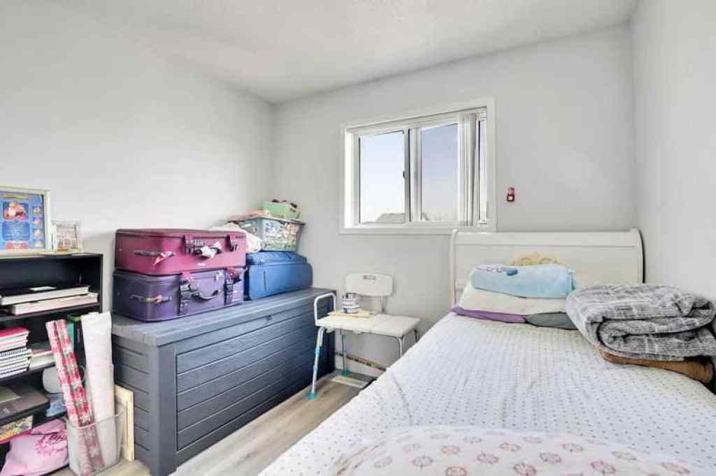 MLS® A2257065 - 8 MARTIN CROSSING Crescent NE in Martindale Calgary, Residential