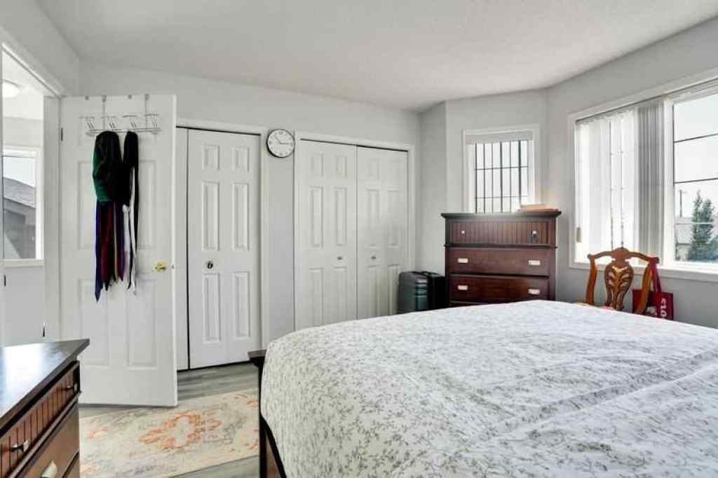 MLS® A2257065 - 8 MARTIN CROSSING Crescent NE in Martindale Calgary, Residential