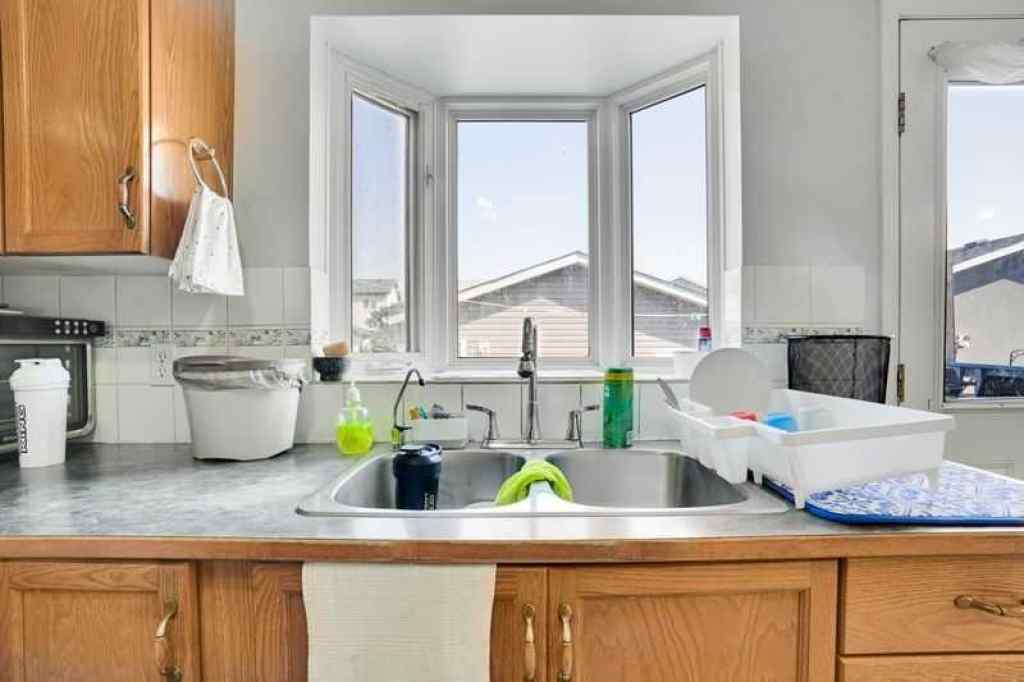MLS® A2257065 - 8 MARTIN CROSSING Crescent NE in Martindale Calgary, Residential