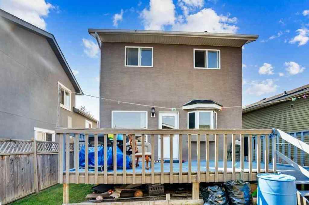 MLS® A2257065 - 8 MARTIN CROSSING Crescent NE in Martindale Calgary, Residential
