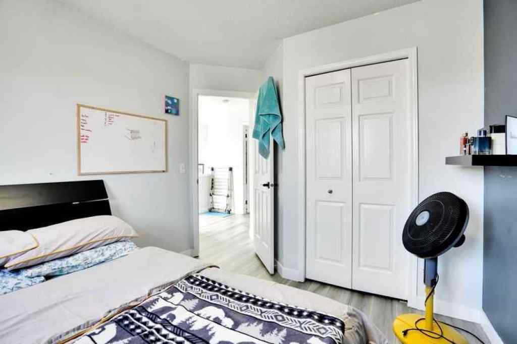 MLS® A2257065 - 8 MARTIN CROSSING Crescent NE in Martindale Calgary, Residential