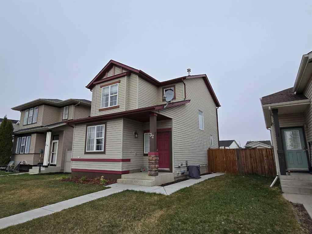 MLS® A2257066 - 32 Johns Street  in Johnstone Park Red Deer, Residential