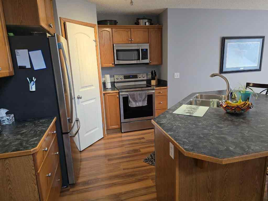 MLS® A2257066 - 32 Johns Street  in Johnstone Park Red Deer, Residential