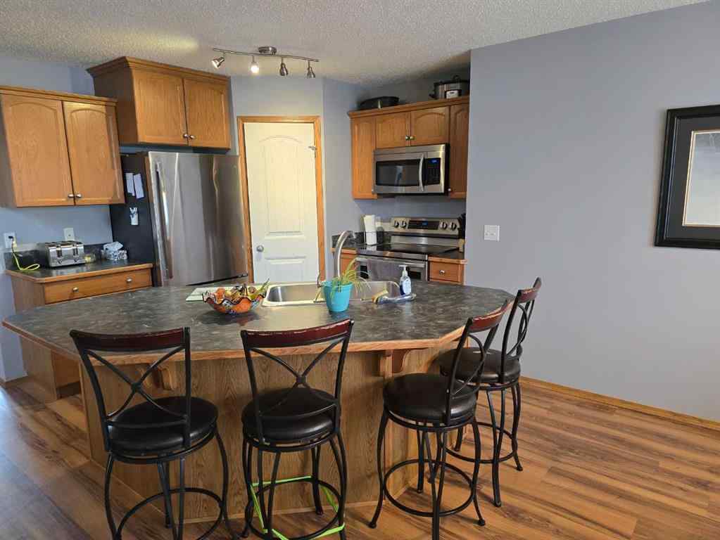 MLS® A2257066 - 32 Johns Street  in Johnstone Park Red Deer, Residential
