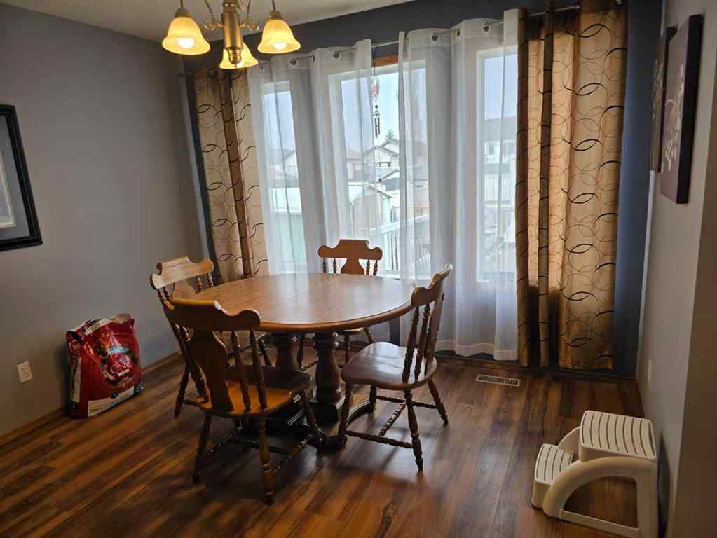 MLS® A2257066 - 32 Johns Street  in Johnstone Park Red Deer, Residential