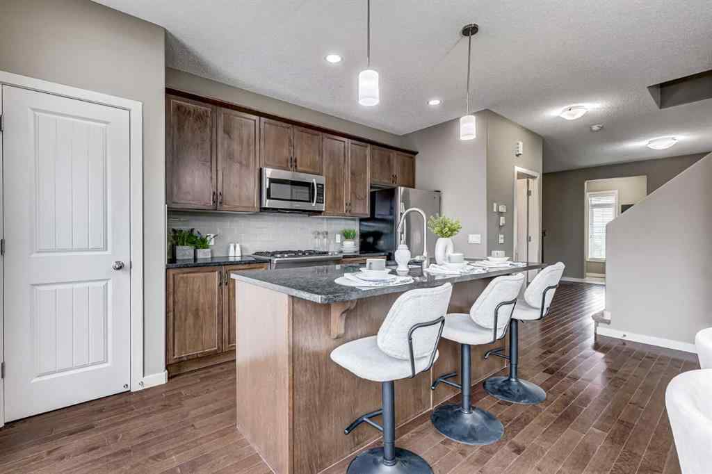 MLS® A2257067 - 42 Willow Drive  in The Willows Cochrane, Residential