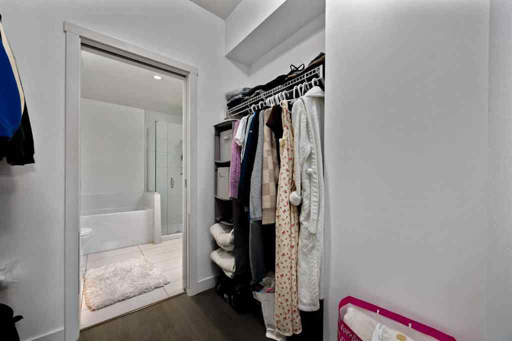 MLS® A2257068 - Unit #204 305 18 Avenue SW in Mission Calgary, Residential