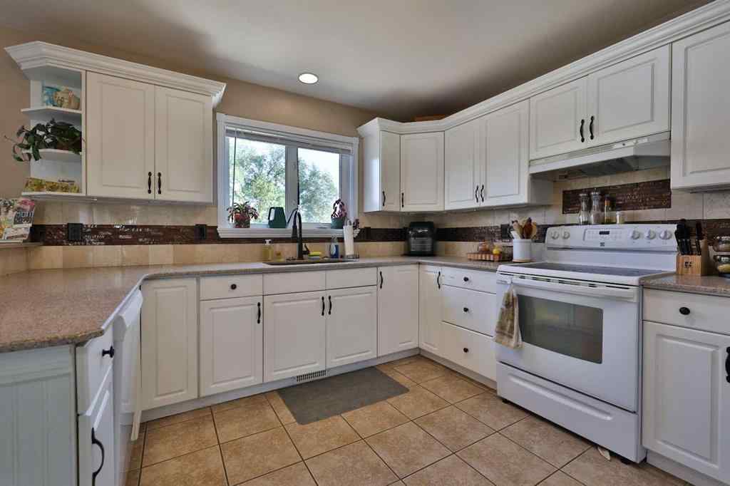 MLS® A2257072 - 137 S 250 W   in NONE Raymond, Residential