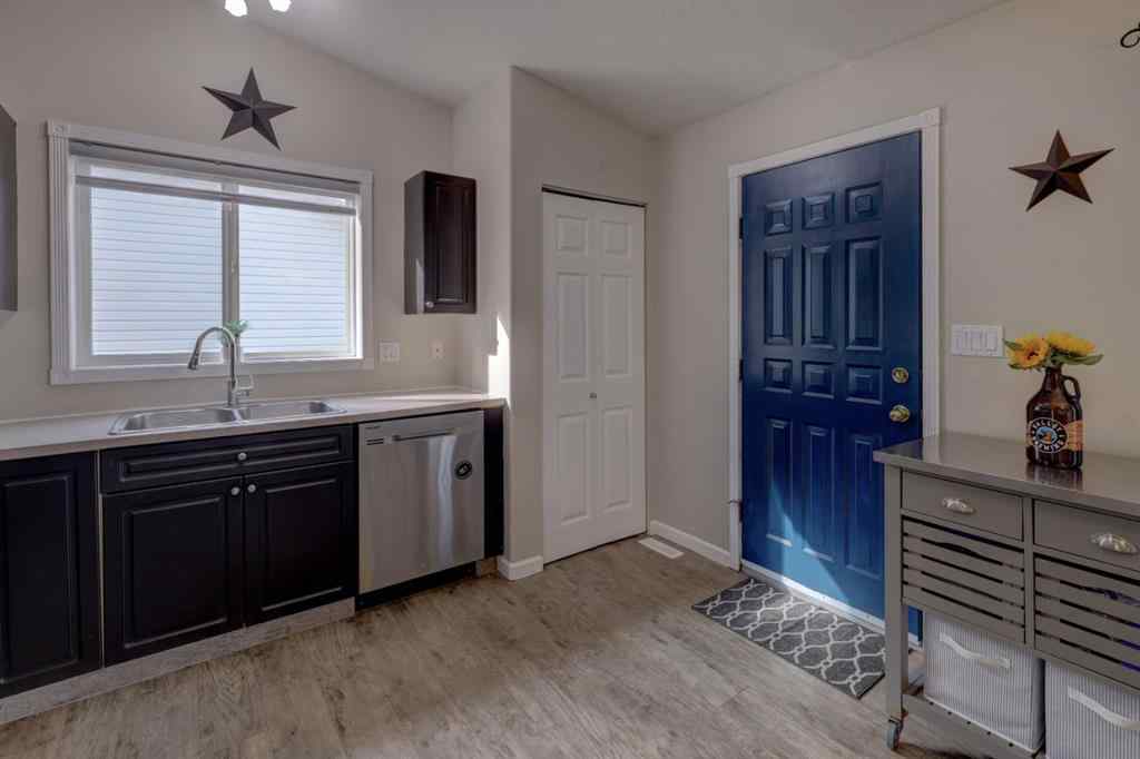 MLS® A2257073 - 106 Aerial Crescent  in Rosedale Drumheller, Residential