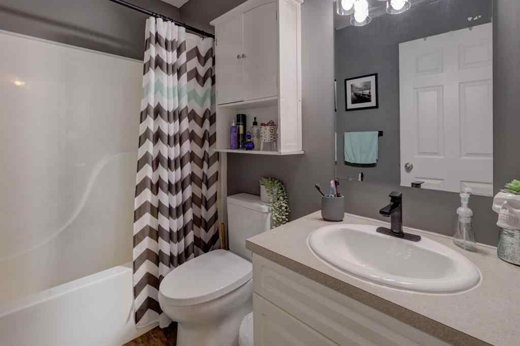 MLS® A2257073 - 106 Aerial Crescent  in Rosedale Drumheller, Residential