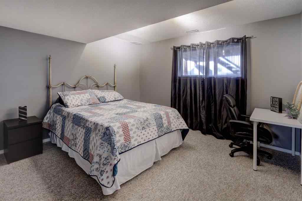 MLS® A2257073 - 106 Aerial Crescent  in Rosedale Drumheller, Residential