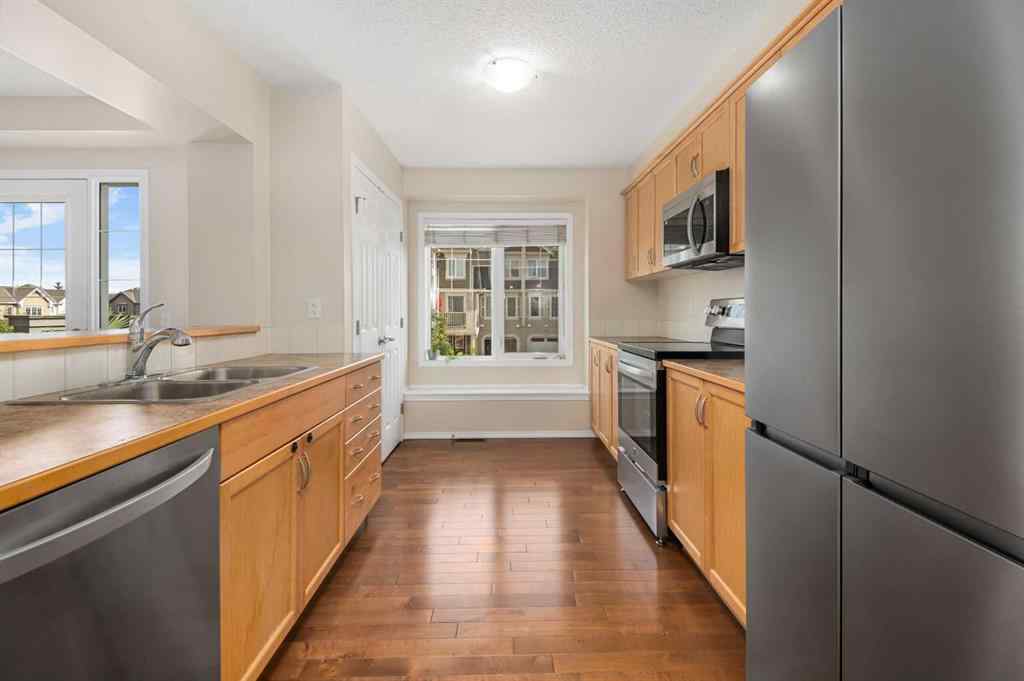 MLS® A2257075 - 19 Windstone Green SW in Windsong Airdrie, Residential