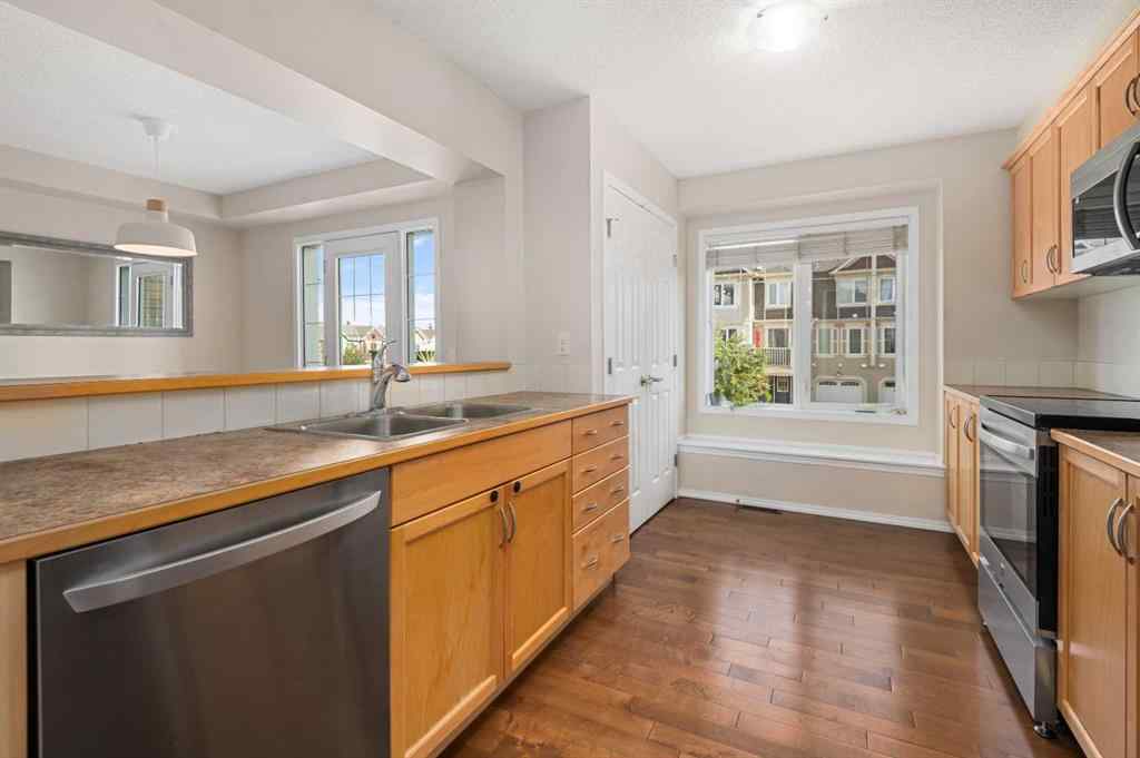 MLS® A2257075 - 19 Windstone Green SW in Windsong Airdrie, Residential