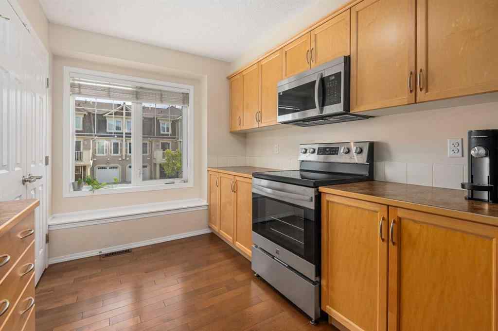 MLS® A2257075 - 19 Windstone Green SW in Windsong Airdrie, Residential