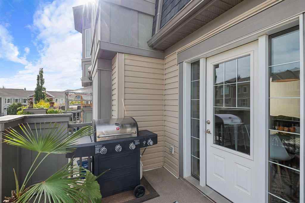 MLS® A2257075 - 19 Windstone Green SW in Windsong Airdrie, Residential