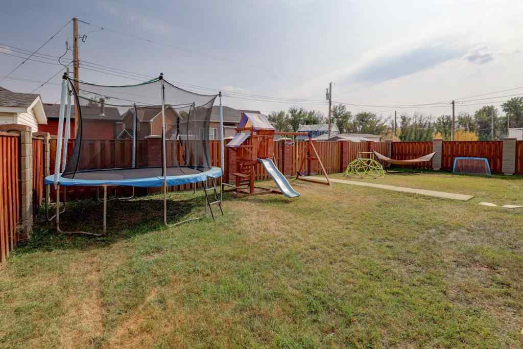 MLS® A2257076 - 210 14 Street NW in Midland Drumheller, Residential