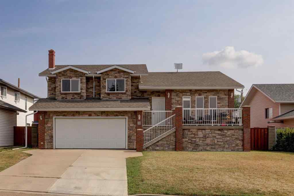 MLS® A2257076 - 210 14 Street NW in Midland Drumheller, Residential