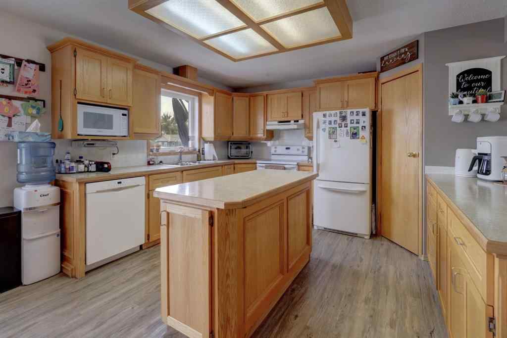 MLS® A2257076 - 210 14 Street NW in Midland Drumheller, Residential