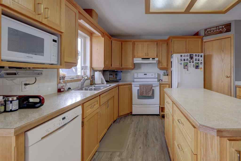 MLS® A2257076 - 210 14 Street NW in Midland Drumheller, Residential