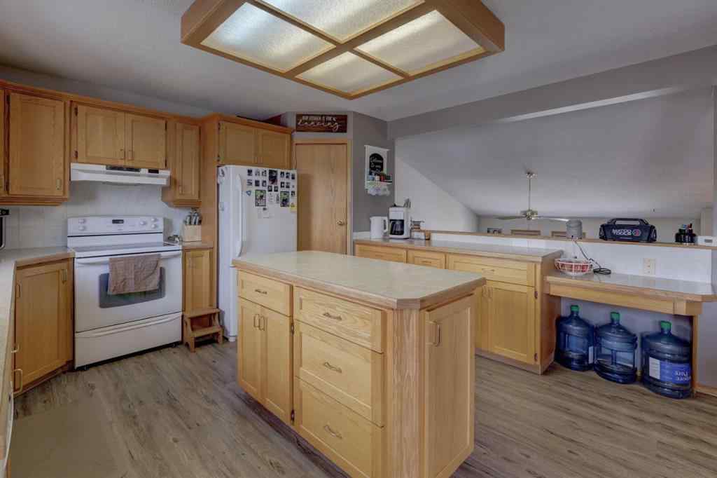 MLS® A2257076 - 210 14 Street NW in Midland Drumheller, Residential