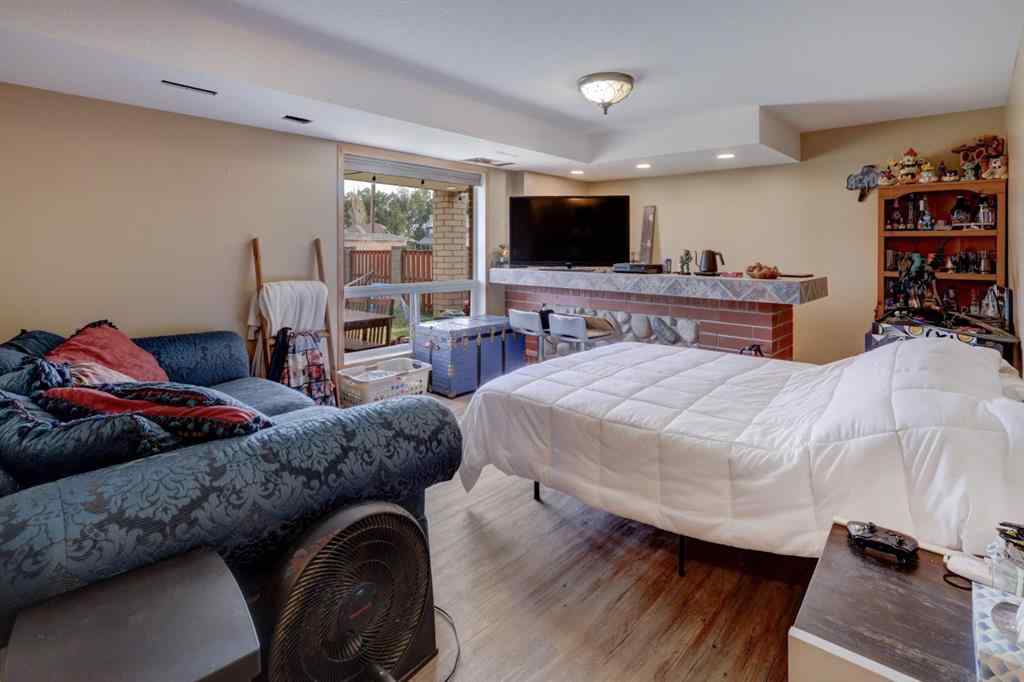 MLS® A2257076 - 210 14 Street NW in Midland Drumheller, Residential