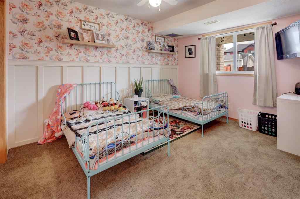 MLS® A2257076 - 210 14 Street NW in Midland Drumheller, Residential