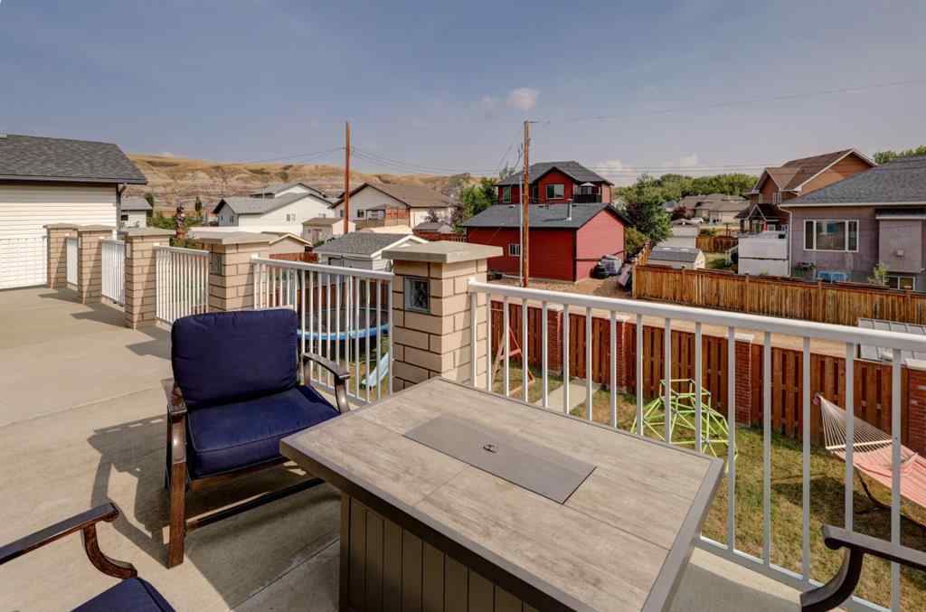 MLS® A2257076 - 210 14 Street NW in Midland Drumheller, Residential