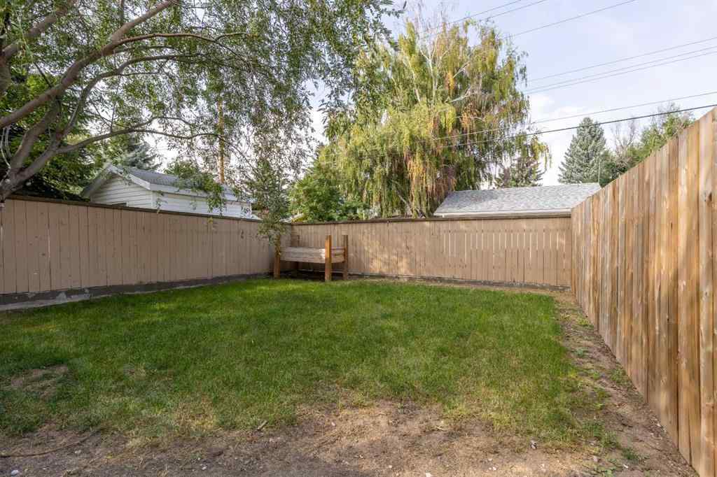 MLS® A2257078 - 2015 16 Avenue S in Agnes Davidson Lethbridge, Residential