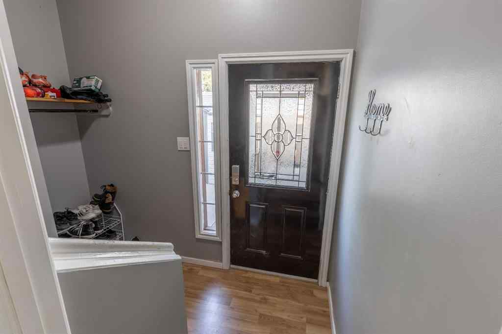 MLS® A2257078 - 2015 16 Avenue S in Agnes Davidson Lethbridge, Residential