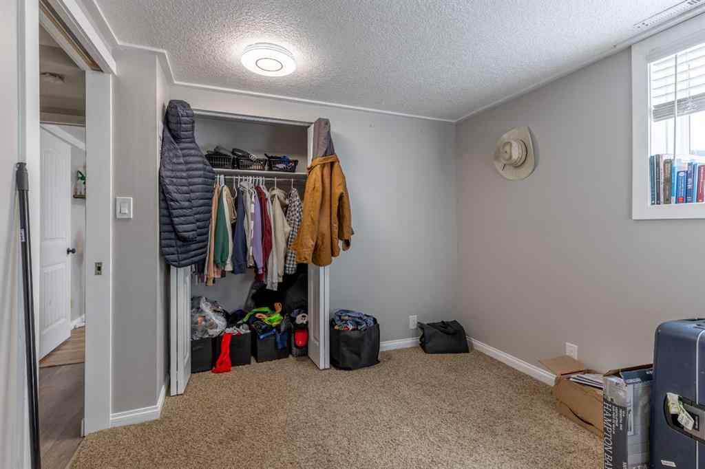 MLS® A2257078 - 2015 16 Avenue S in Agnes Davidson Lethbridge, Residential