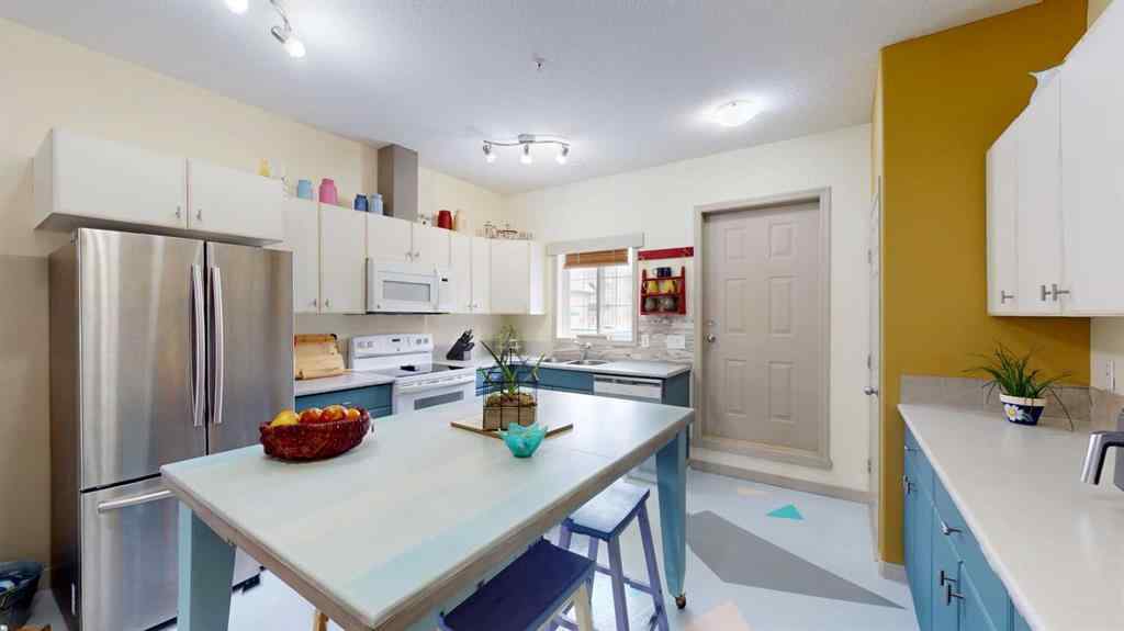 MLS® A2257079 - Unit #7112 200 Lougheed Drive  in Eagle Ridge Fort McMurray, Residential