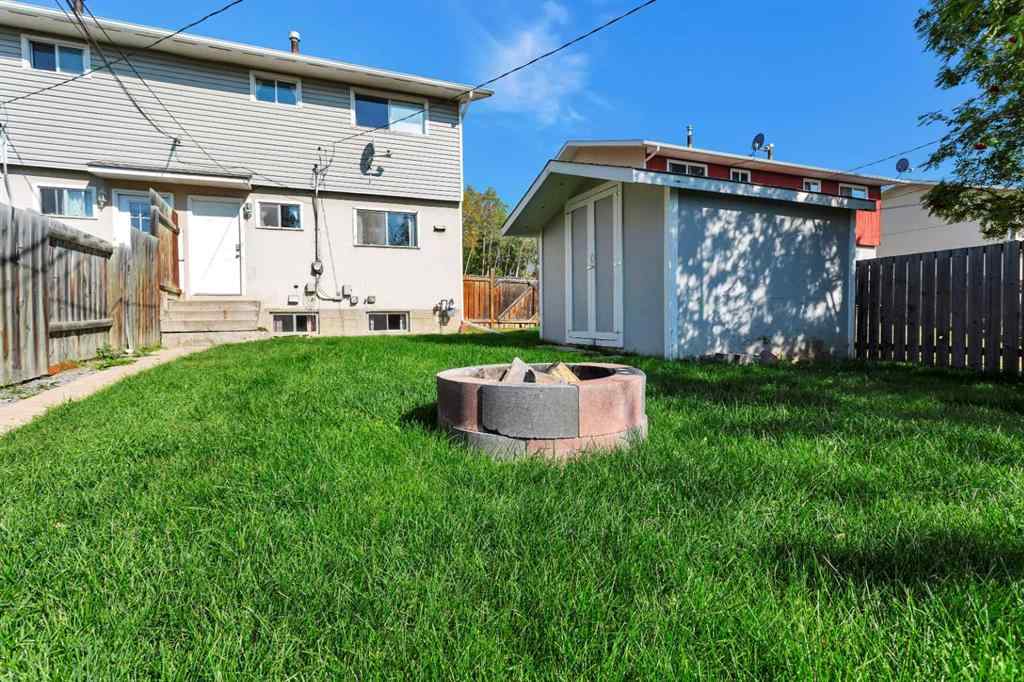 MLS® A2257083 - 5112 56 Street  in Rocky Mtn House Rocky Mountain House, Residential