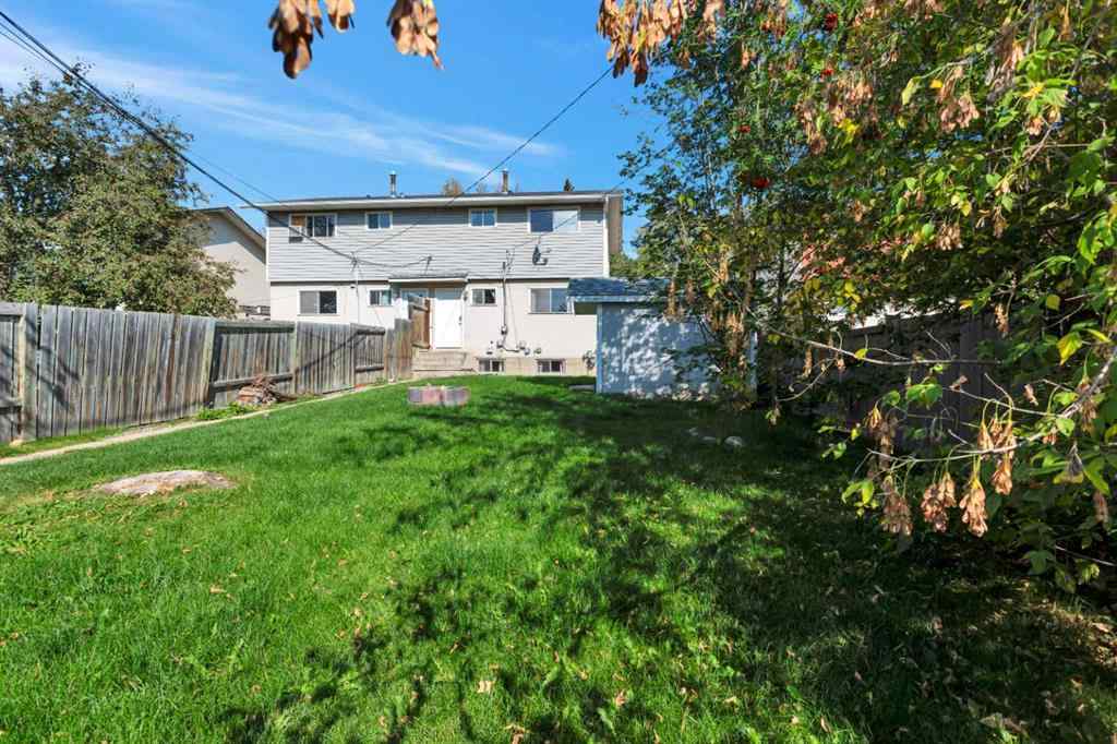 MLS® A2257083 - 5112 56 Street  in Rocky Mtn House Rocky Mountain House, Residential