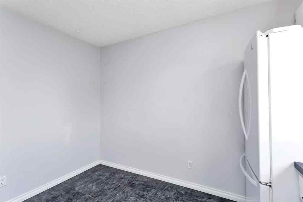 MLS® A2257083 - 5112 56 Street  in Rocky Mtn House Rocky Mountain House, Residential