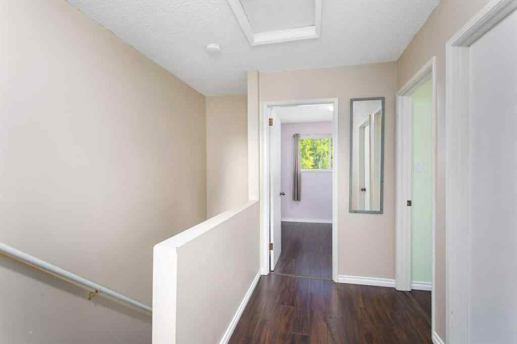 MLS® A2257083 - 5112 56 Street  in Rocky Mtn House Rocky Mountain House, Residential