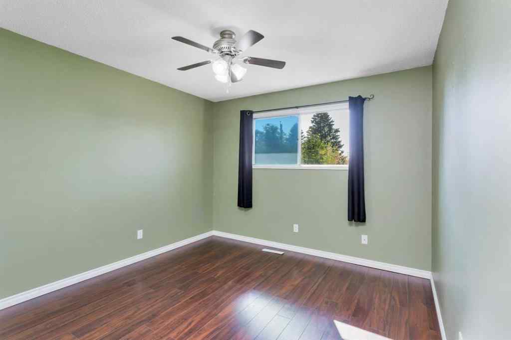 MLS® A2257083 - 5112 56 Street  in Rocky Mtn House Rocky Mountain House, Residential
