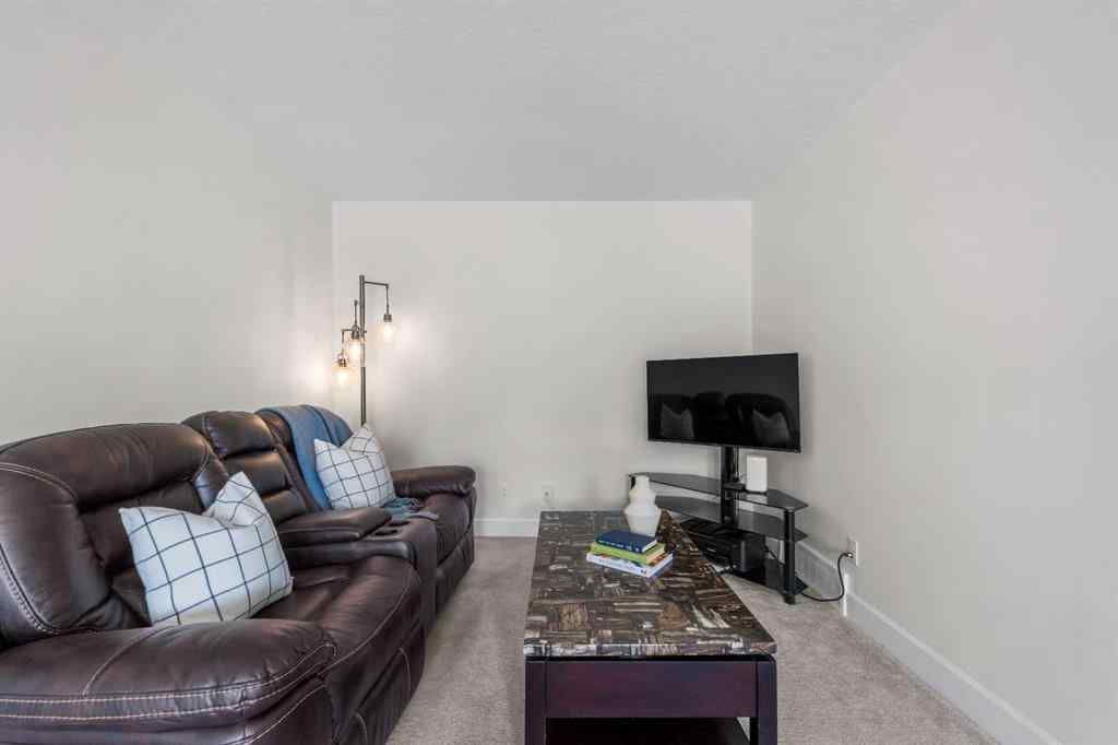 MLS® A2257086 - 60 Windstone Green SW in Windsong Airdrie, Residential