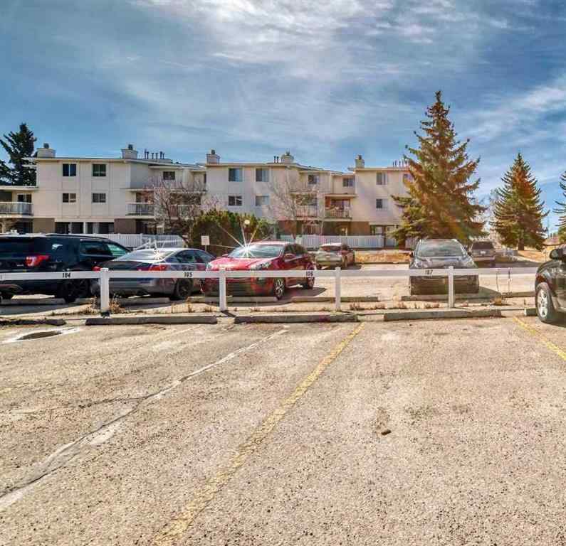 MLS® A2257087 - Unit #122 3015 51 Street SW in Glenbrook Calgary, Residential