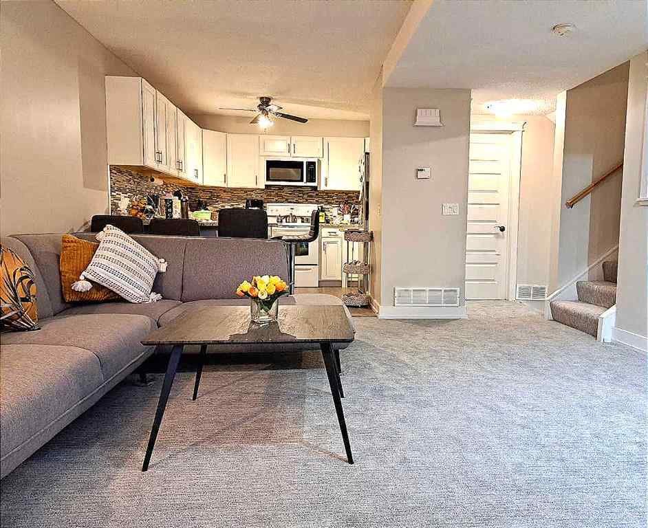 MLS® A2257087 - Unit #122 3015 51 Street SW in Glenbrook Calgary, Residential