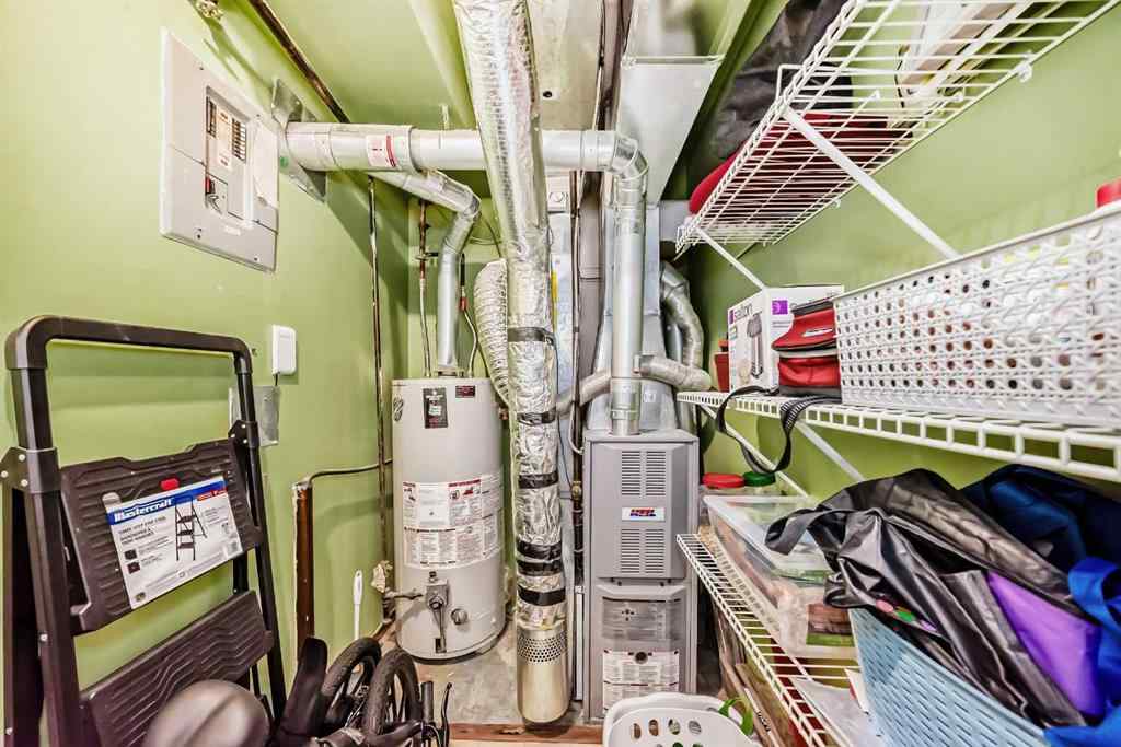 MLS® A2257087 - Unit #122 3015 51 Street SW in Glenbrook Calgary, Residential