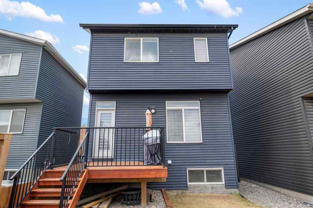 MLS® A2257088 - 685 Livingston Way NE in Livingston Calgary, Residential