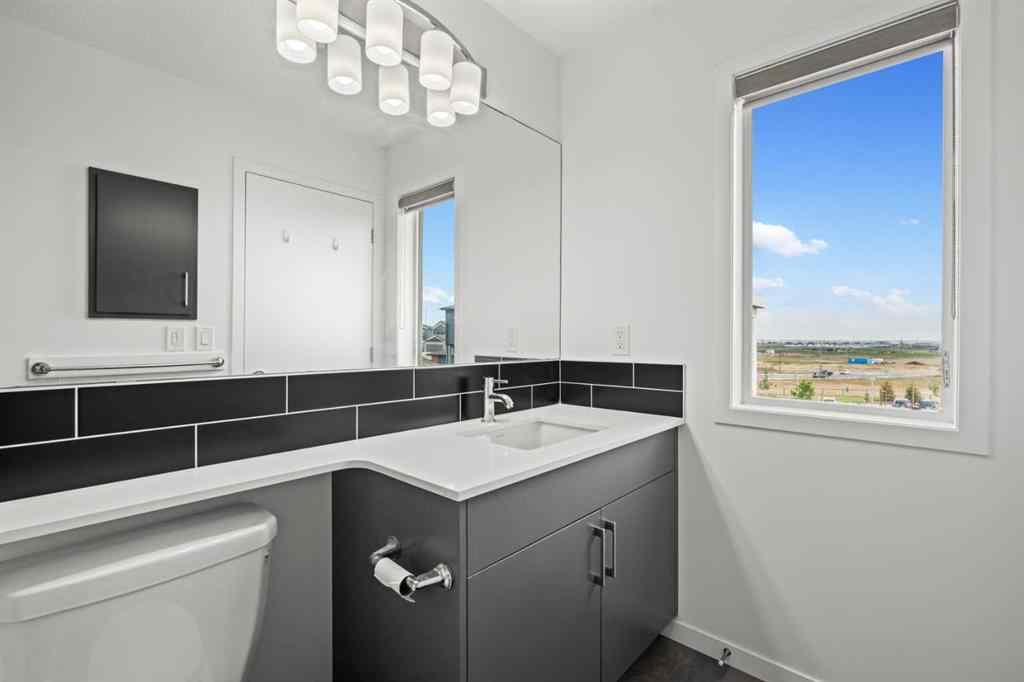 MLS® A2257088 - 685 Livingston Way NE in Livingston Calgary, Residential