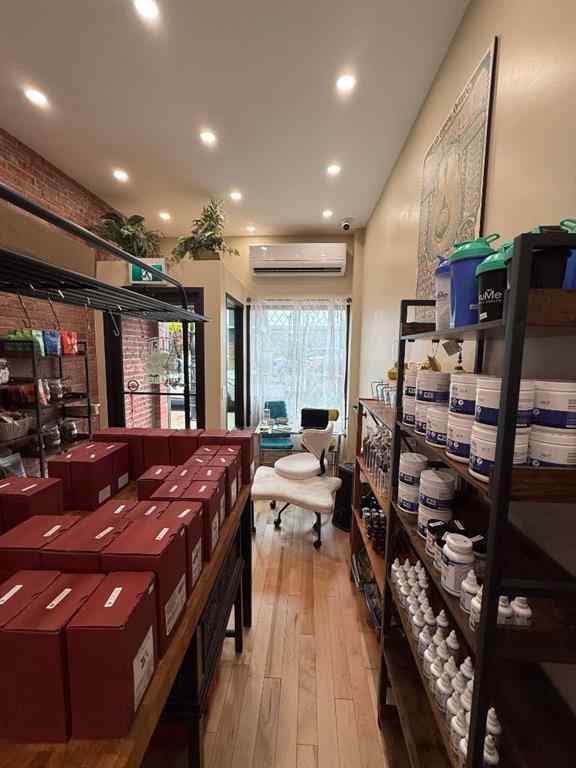 MLS® A2257089 - 214 South Railway Street SE in SE Hill Medicine Hat, Commercial